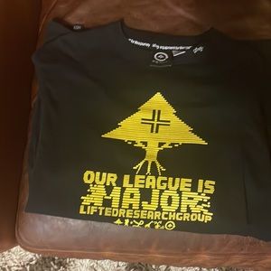 LRG tee-shirt